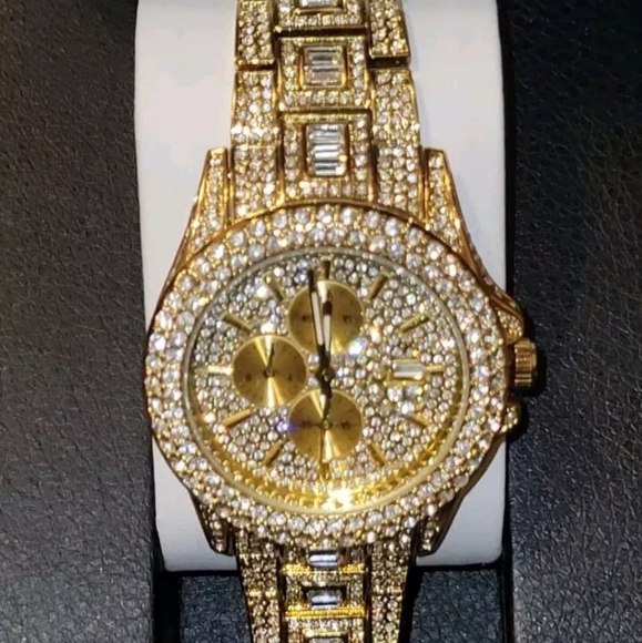 Men's Fully Covered Iced Goldplated Simulated Diamond Quartz Waterproof Watch - Picture 12 of 12